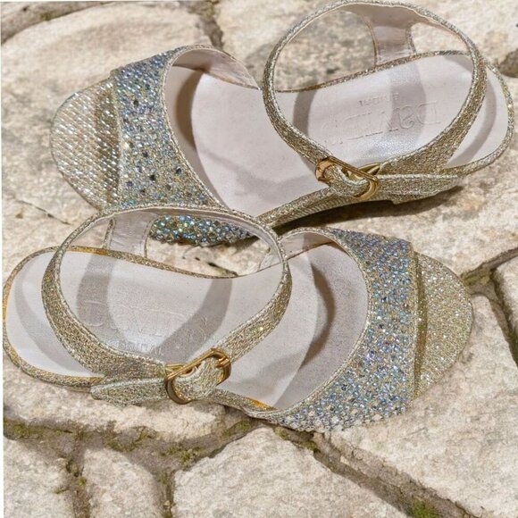 David’s Bridal ✦ Glitter Wedge Sandals ✦ Gold w/ Rhinestones Buckle Strap 9T - Picture 12 of 16